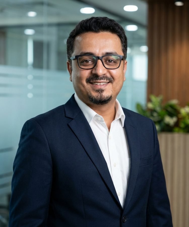 Corporate_portrait_preserve_details_202605141826